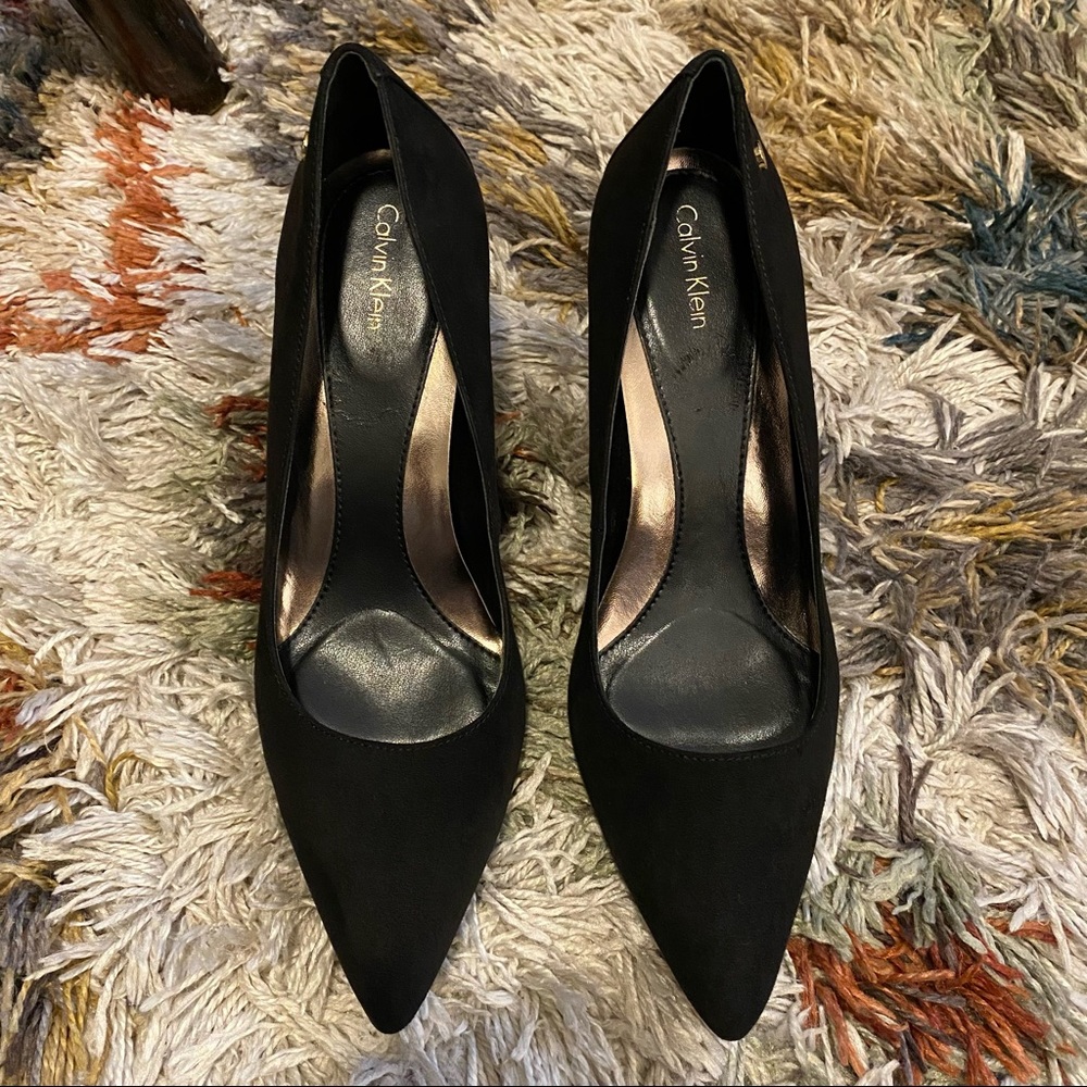 Calvin Klein Nadine Black Suede Heels Pumps 3”